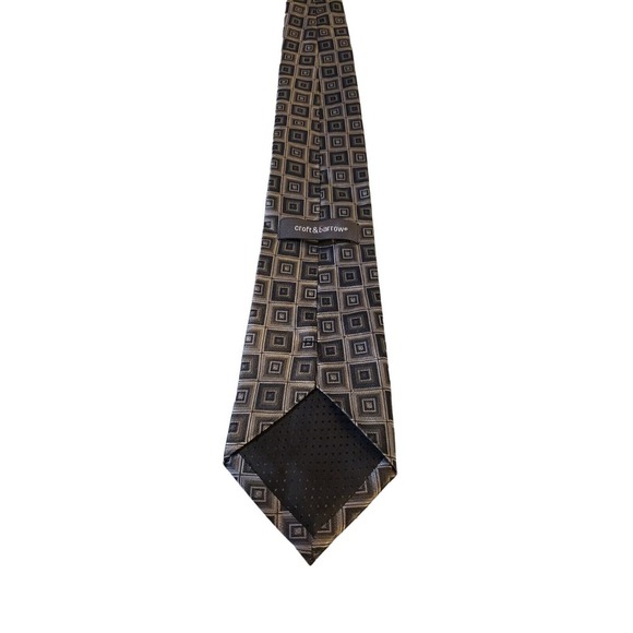 Croft & Barrow Hand Made 100% Silk Neck Tie Made In China Gray Silver Squares - Picture 5 of 13